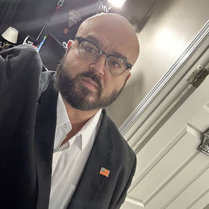 Meet your Posher, Danny e